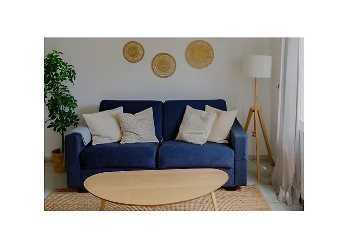 Con Piscina A Metros De Mar Fuengirola